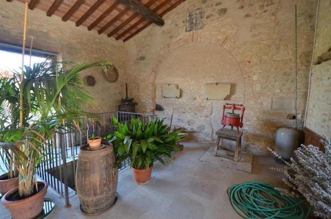 Вилла Antico Borgo Frosini Ареццо Экстерьер фото